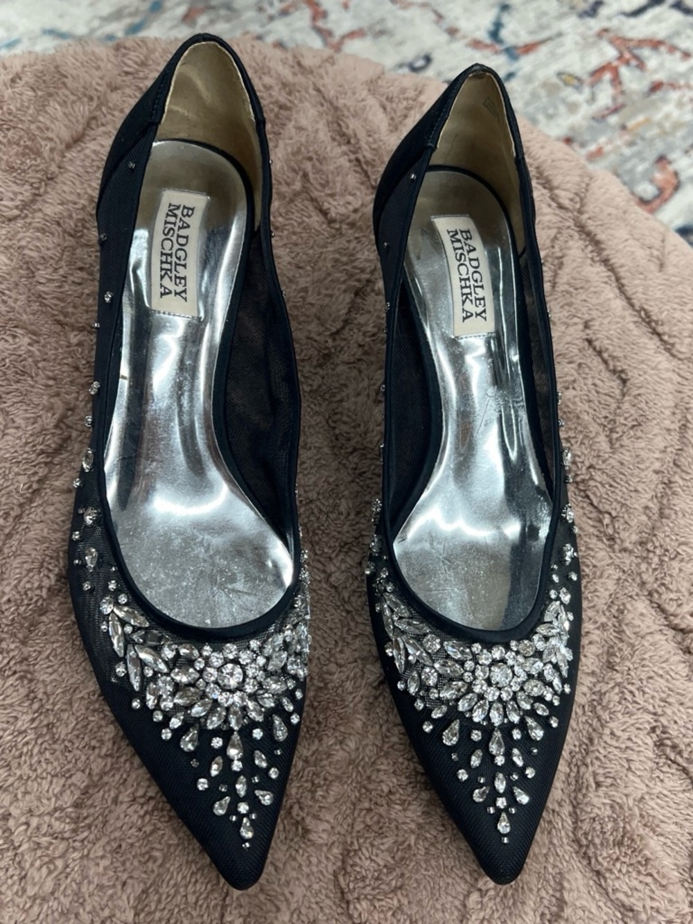 Badgley Mischka Women's Black Embellished Pointed Toe kitten heel